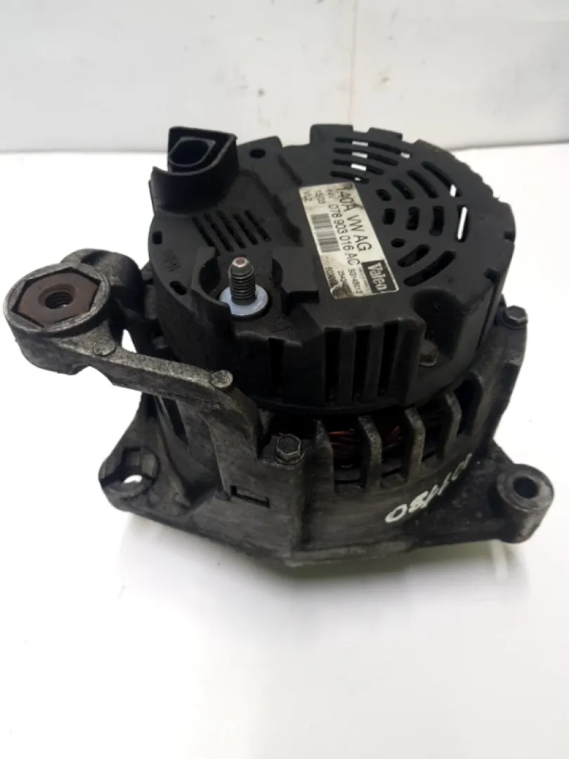 Alternator - Alte specificații: 140A - Audi A4 B6 [2000 - 2005] Sedan 2.5 TDI multitronic (163 hp)