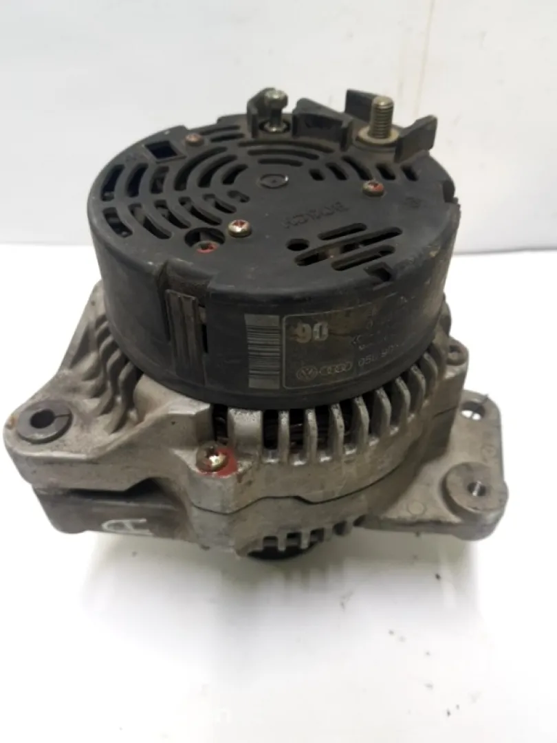 Alternator - Alte specificații: 90A - Audi 80 B4 [1991 - 1996] Sedan 2.0 MT (115 hp)