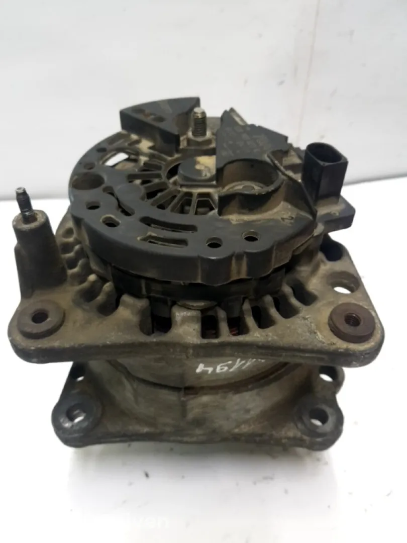 Alternator - Volkswagen Golf 4 generation [1997 - 2006] Hatchback 5-doors 1.9 TDI MT (90 hp)