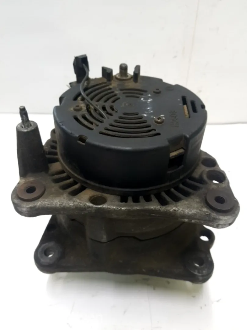 Alternator - Alte specificații: 90A - Volkswagen Golf 4 generation [1997 - 2006] Hatchback 5-doors 1.4 MT (75 hp)