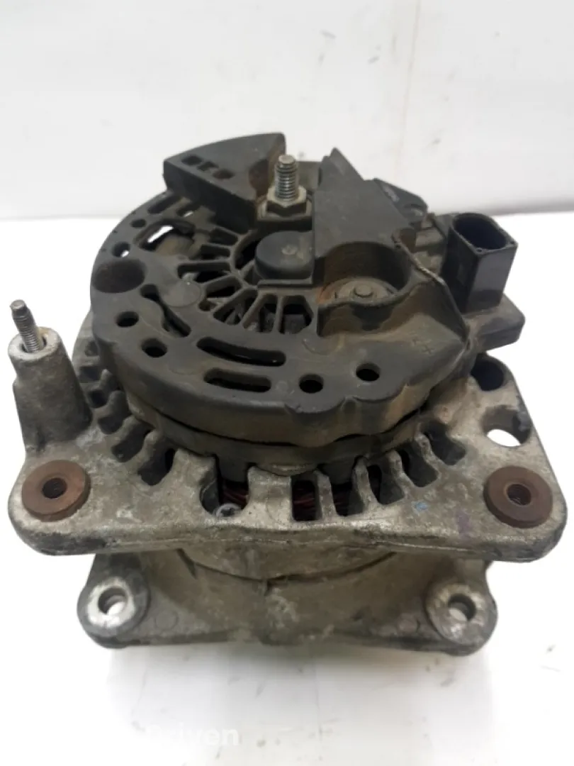 Alternator - Volkswagen Golf 4 generation [1997 - 2006] Hatchback 5-doors 1.4 MT (75 hp)