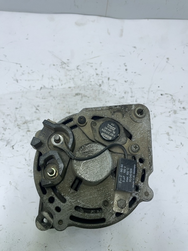Alternator - Opel Vectra A [1988 - 1995] Sedan 1.6 MT (75 hp)