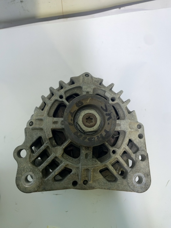 Alternator - Skoda Fabia 1 generation [restyling] [2004 - 2007] Hatchback 5 doors 1.2 MT (54 hp)