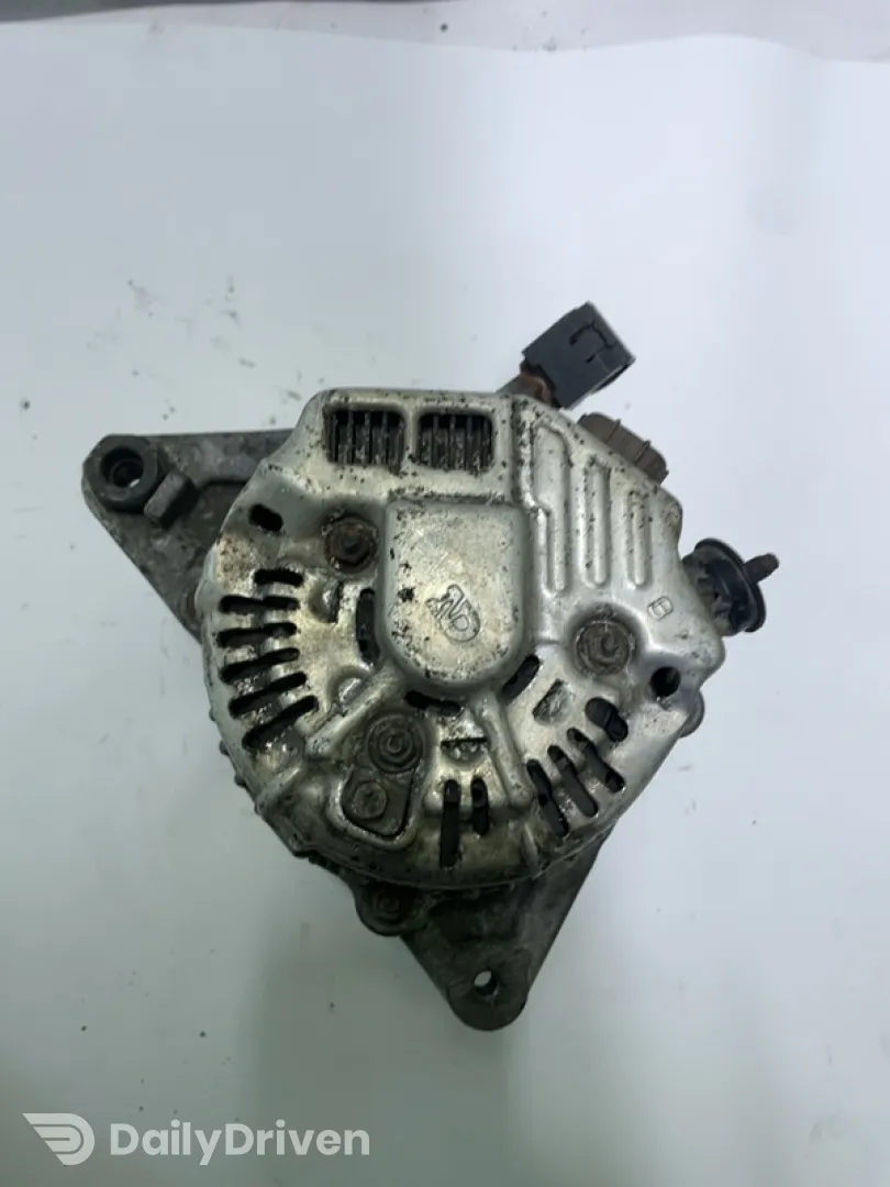 Alternator - Toyota Corolla Verso 1 generation [2001 - 2006] Minivan 1.8 MT (129 hp)