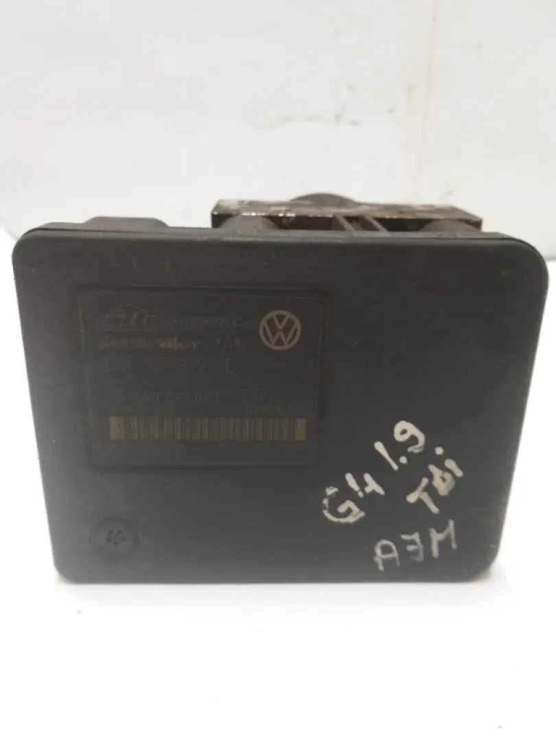Pompă ABS - Volkswagen Golf 4 generation [1997 - 2006] Hatchback 5-doors 1.9 TDI MT (116 hp)