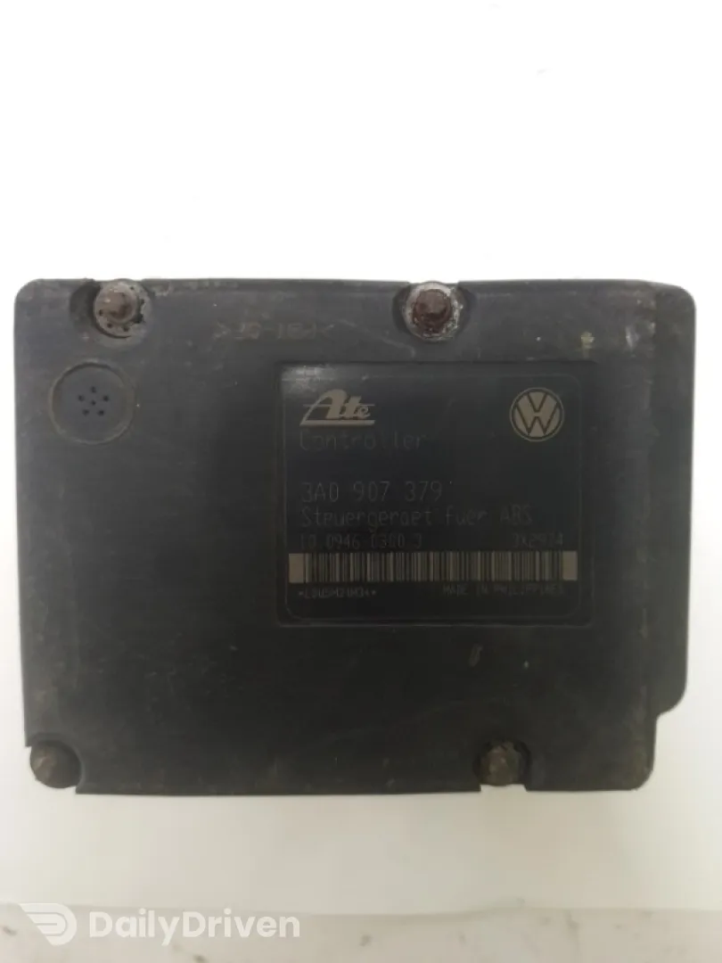 Pompă ABS - Volkswagen Vento 1 generation [1992 - 1998] Sedan 2.8 VR6 MT (174 hp)
