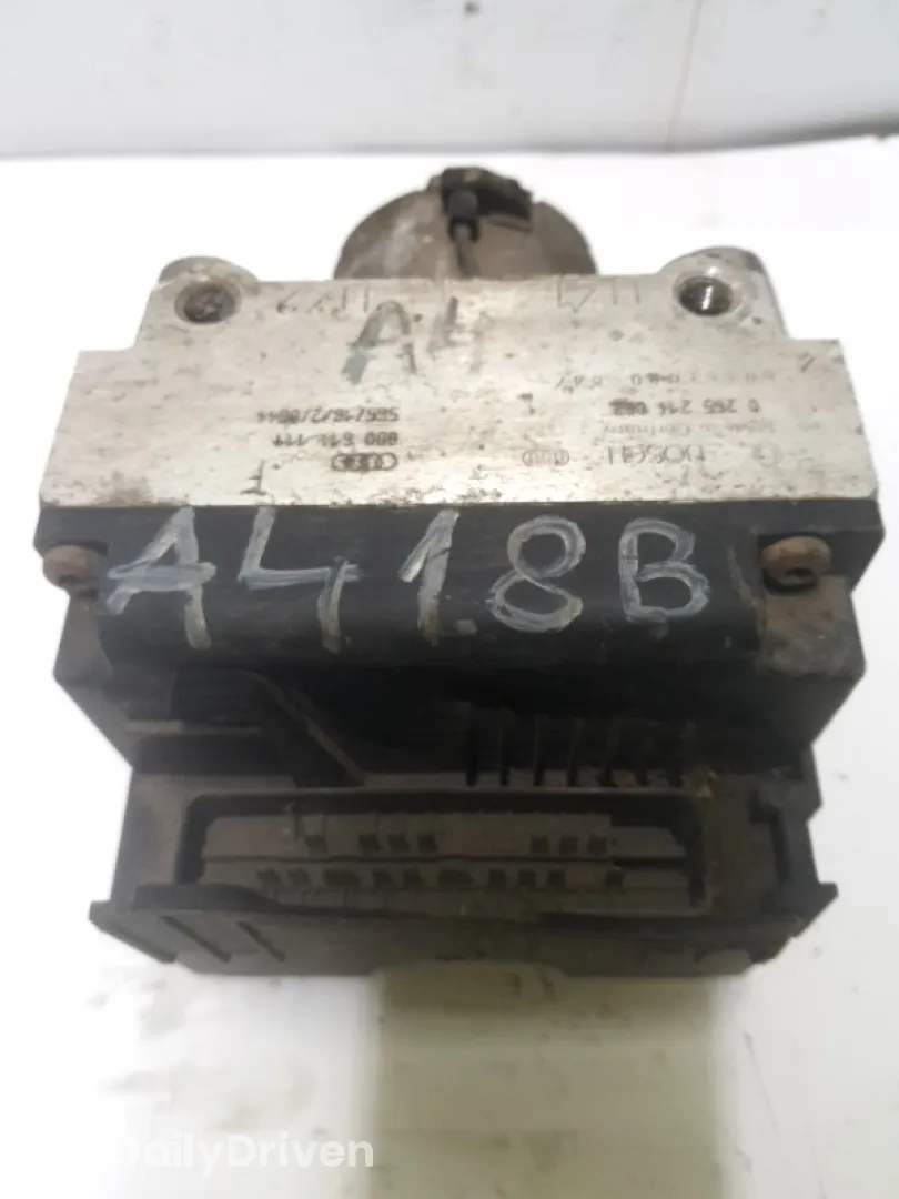 Pompă ABS - Audi A4 B5 [1994 - 1999] Sedan 1.8 MT (125 hp)