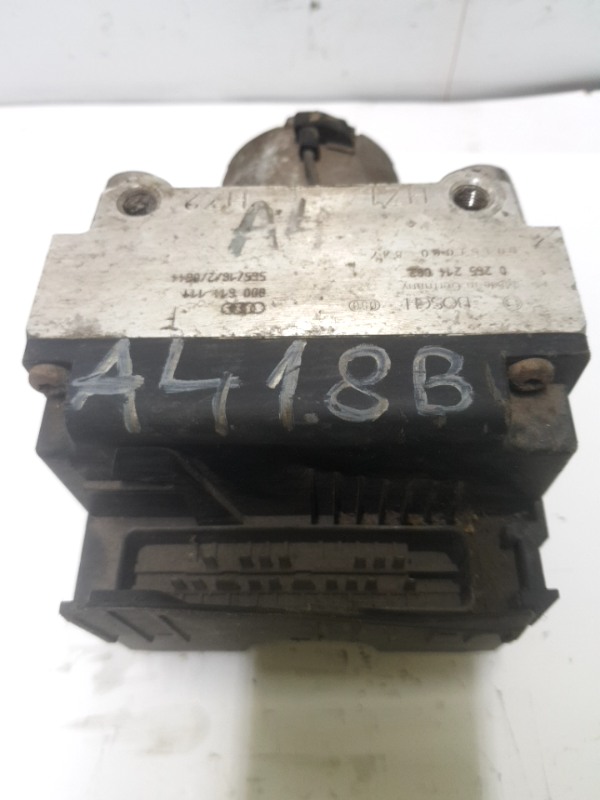 Pompă ABS - Audi A4 B5 [1994 - 1999] Sedan 1.8 MT (125 hp)