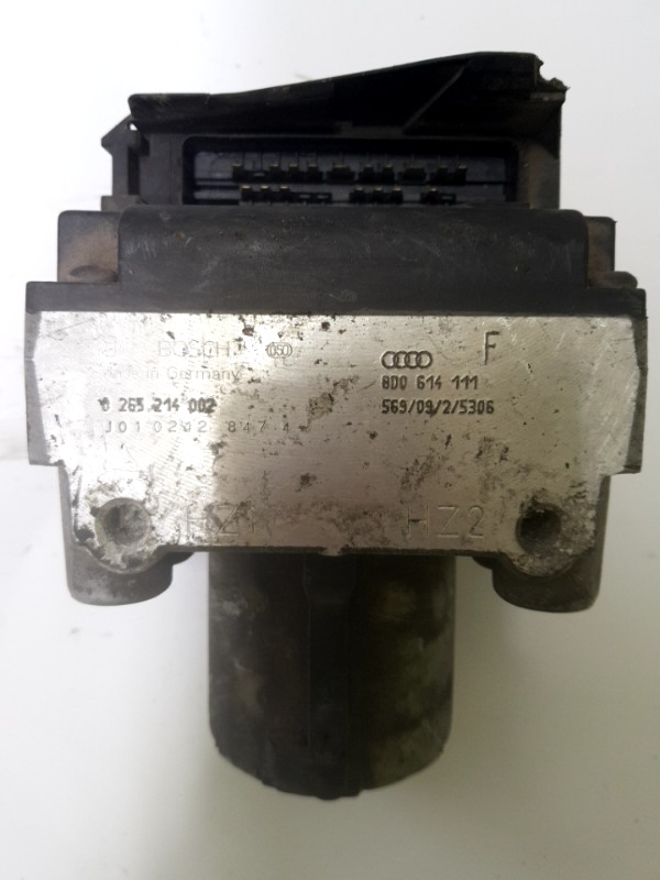 Pompă ABS - Audi A4 B5 [1994 - 1999] Sedan 1.6 MT (101 hp)