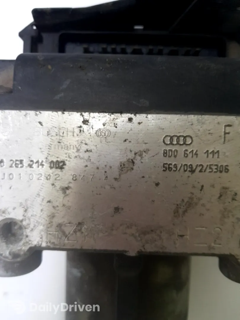 Pompă ABS - Audi A4 B5 [1994 - 1999] Sedan 1.6 MT (101 hp)