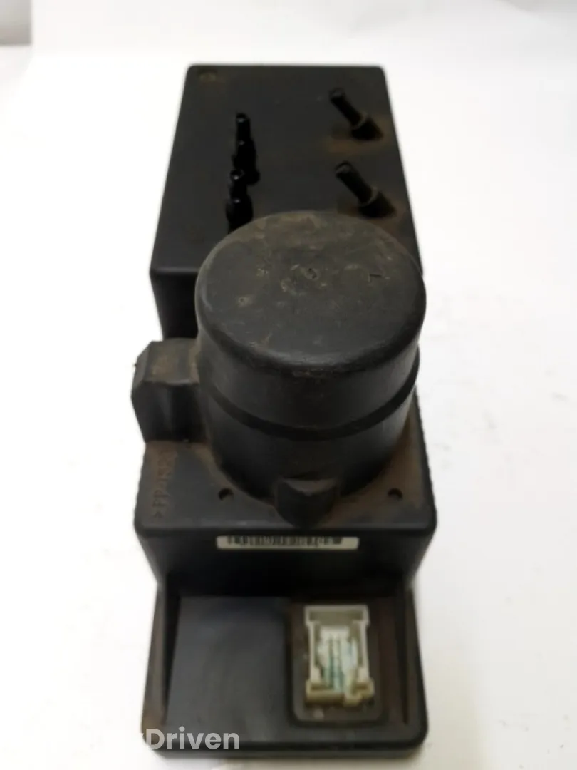 Pompă vacuum închidere centralizată - Mercedes-Benz E-Class W210 [1995 - 1999] Sedan