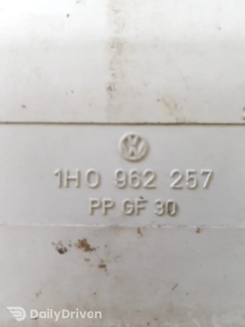 Pompă vacuum închidere centralizată - Volkswagen Golf 3 generation [1991 - 1998] Hatchback 3-doors