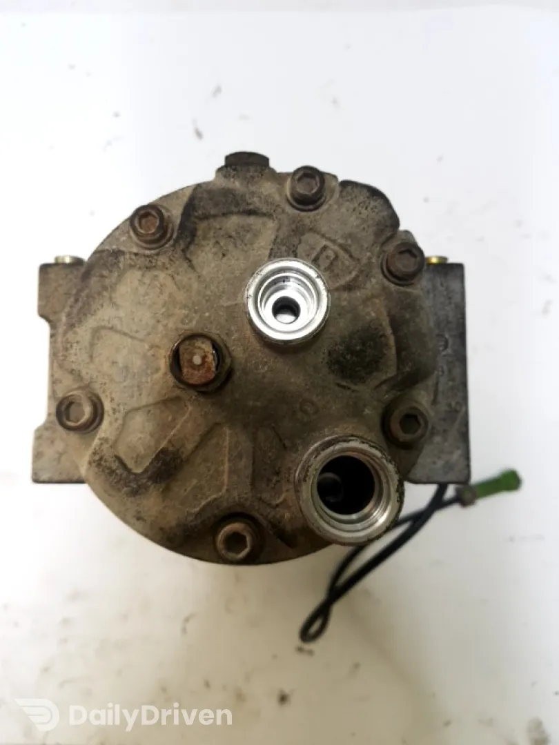 Compresor climă - Audi A4 B5 [restyling] [1997 - 2001] Sedan 1.9 TDI MT (90 hp)