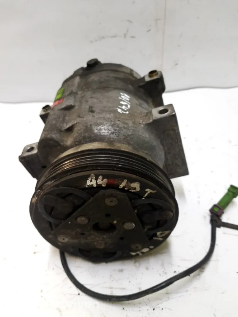 Compresor climă - Audi A4 B5 [restyling] [1997 - 2001] Sedan 1.9 TDI MT (90 hp)