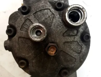 Compresor climă - Audi A4 B5 [restyling] [1997 - 2001] Sedan 1.9 TDI MT (90 hp)