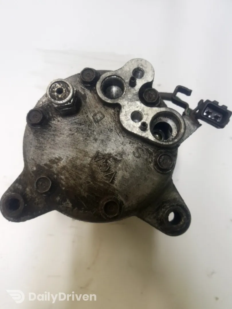 Compresor climă - Volkswagen Polo 3 generation [restyling] [2000 - 2002]  1.4 16V MT (75 hp)