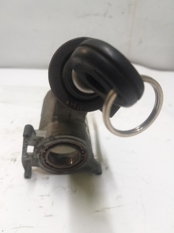 Contact cu cheie - Volkswagen Golf 3 generation [1991 - 1998]