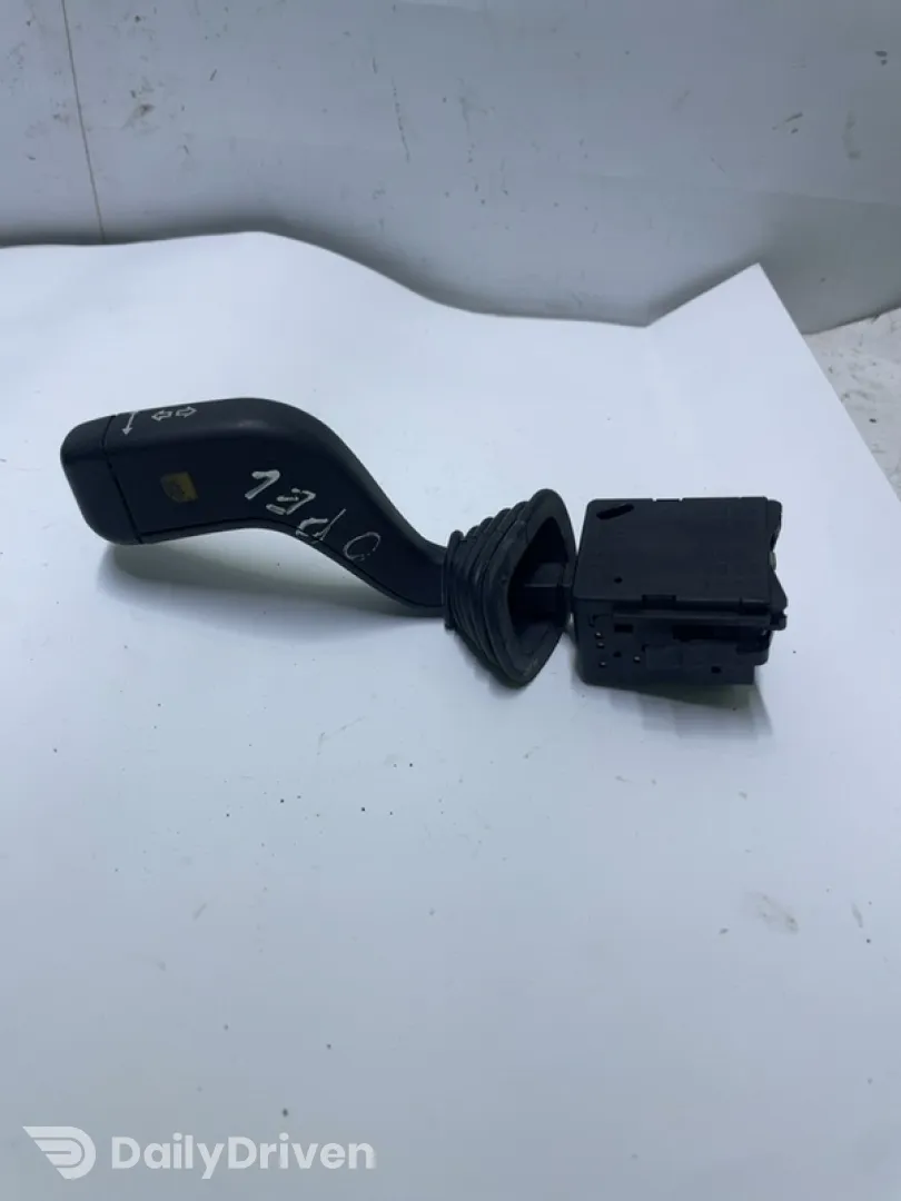 Manetă semnalizare - Opel Corsa C [2000 - 2003]