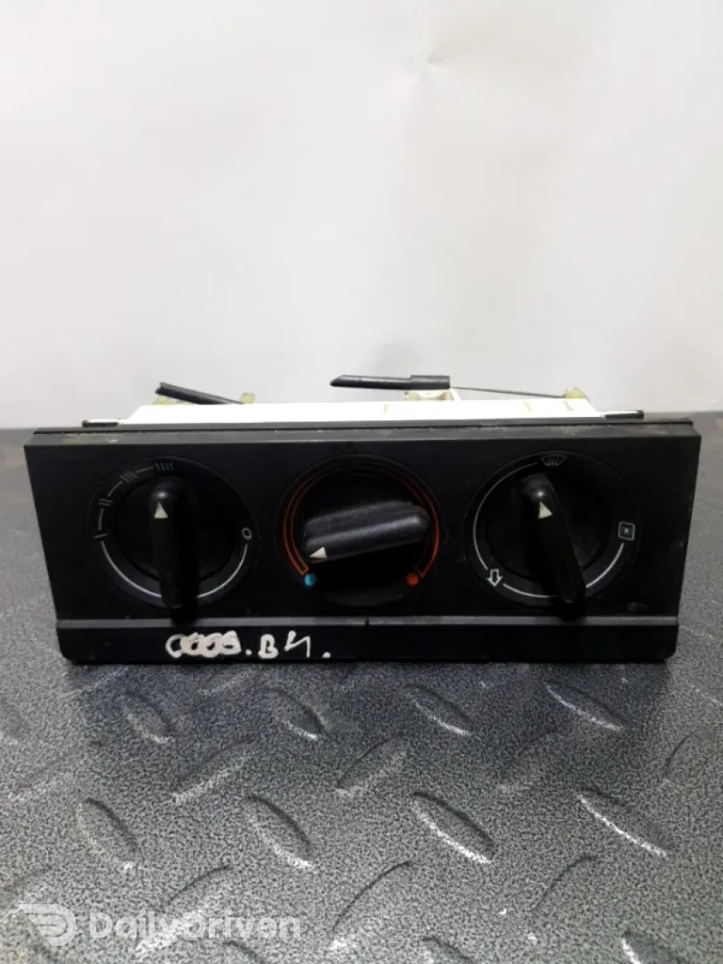 Panou comandă aer - Audi 80 B4 [1991 - 1996]