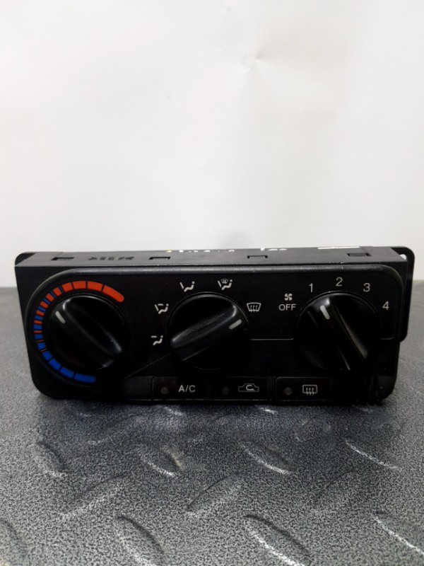 Panou comandă climă - Daewoo Nubira J100 [1997 - 1999]
