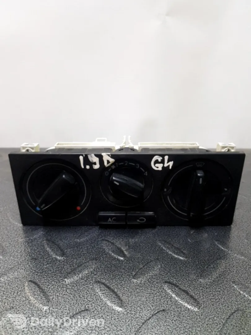 Panou comandă climă - Volkswagen Golf 4 generation [1997 - 2006]