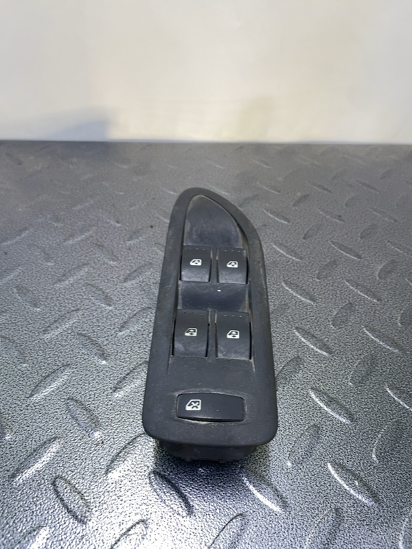 Buton ridicare geam - Renault Laguna 2 generation [restyling] [2005 - 2007]