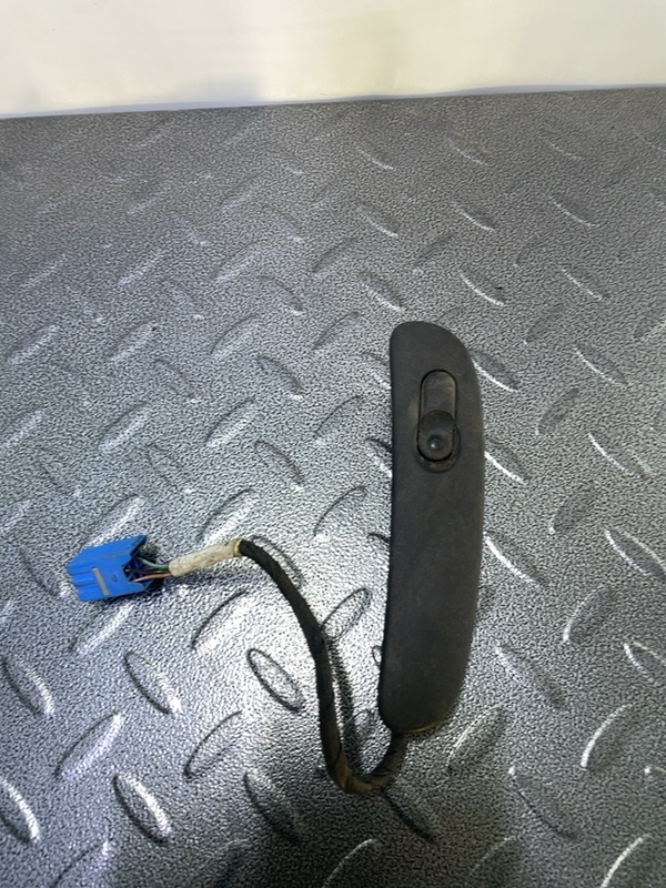Buton ridicare geam - Opel Vectra B [1995 - 1999]