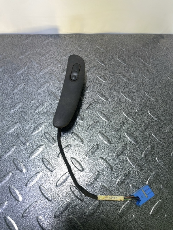 Buton ridicare geam - Opel Vectra B [1995 - 1999]