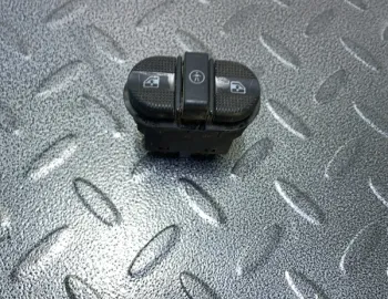Buton ridicare geam - Volkswagen Sharan 1 generation [1995 - 2000]