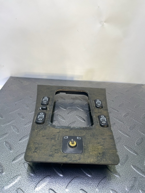 Buton ridicare geam - Mercedes-Benz E-Class W210 [1995 - 1999]