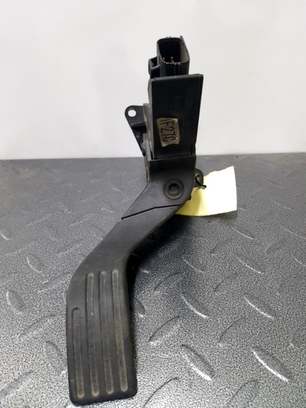 Pedală accelerație - Ford Focus 1 generation [1998 - 2004]