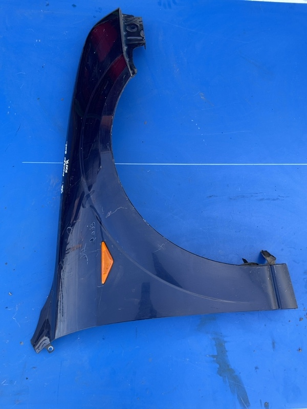 Aripă - Culoare: Albastru, Parte montare: Dreapta - Ford Mondeo 3 generation [2000 - 2003]