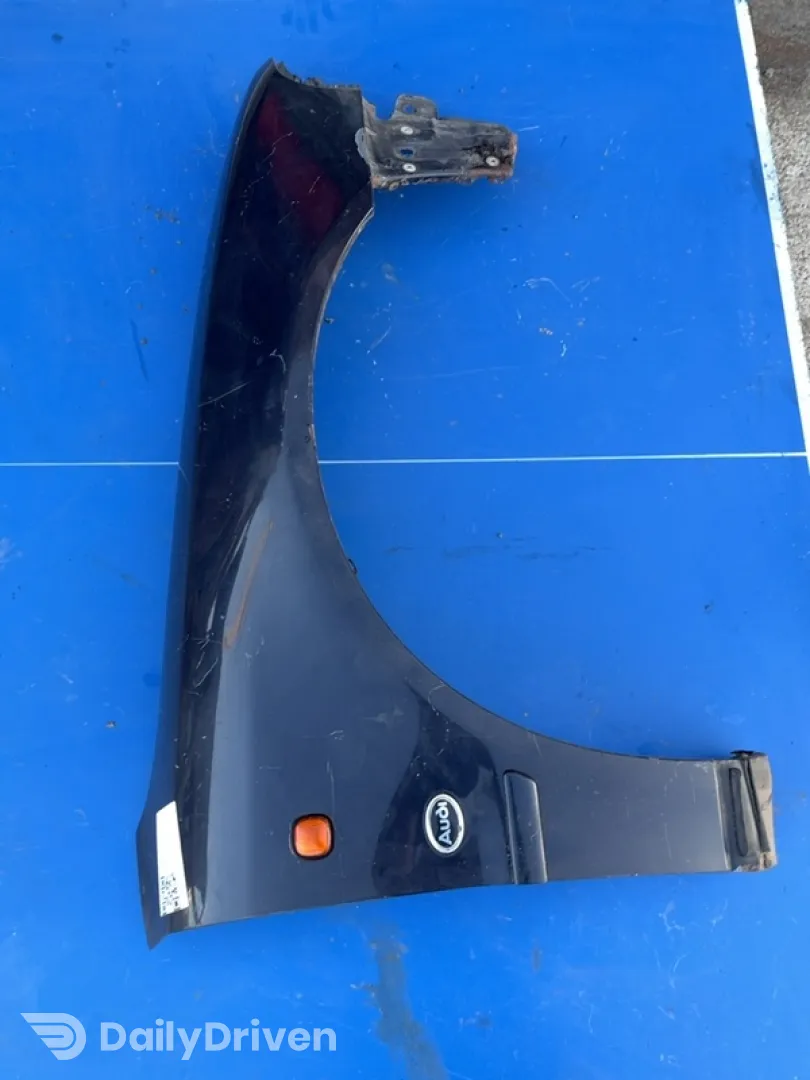 Aripă - Culoare: Negru, Parte montare: Dreapta - Audi A4 B5 [1994 - 1999] Sedan