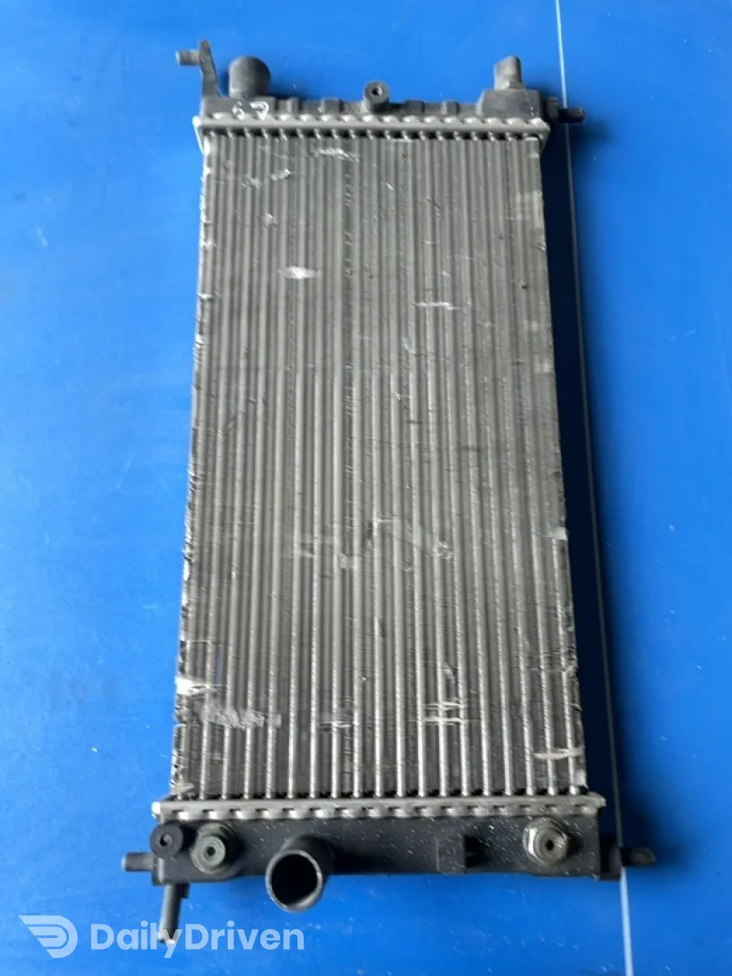 Radiator răcire - Opel Corsa C [2000 - 2003] Hatchback 5-doors 1.4 AT (90 hp)