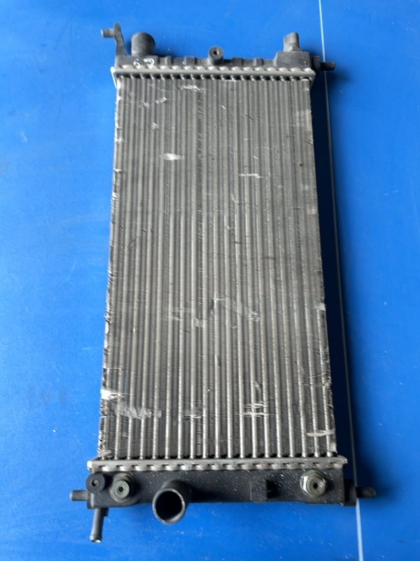 Radiator răcire - Opel Corsa C [2000 - 2003] Hatchback 5-doors 1.4 AT (90 hp)