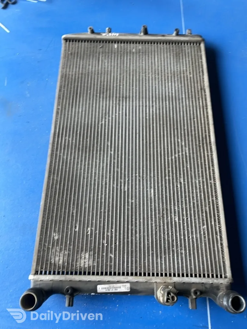 Radiator răcire - Volkswagen Polo 4 generation [2001 - 2005] Hatchback 3-doors 1.4 TDI MT (75 hp)