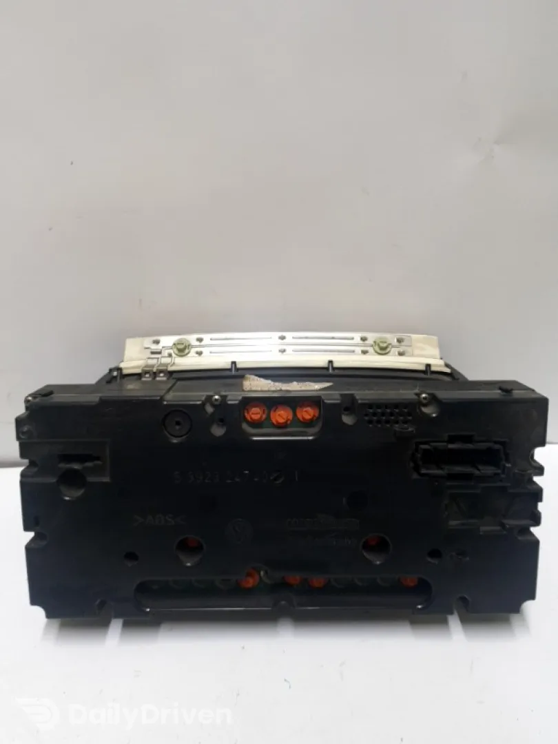 Ceas bord - Volkswagen Golf 3 generation [1991 - 1998]