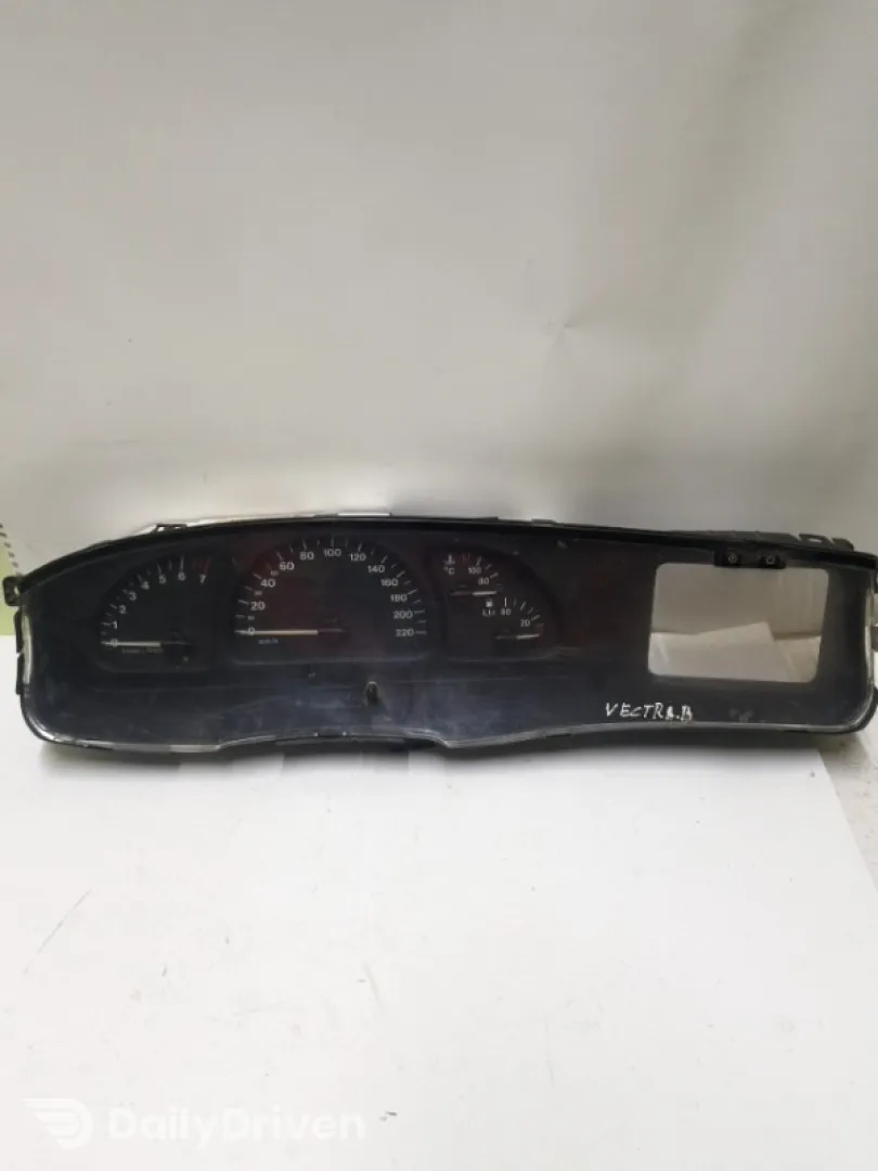Ceas bord - Opel Vectra B [1995 - 1999] wagon 5-doors 1.6 MT (101 hp)