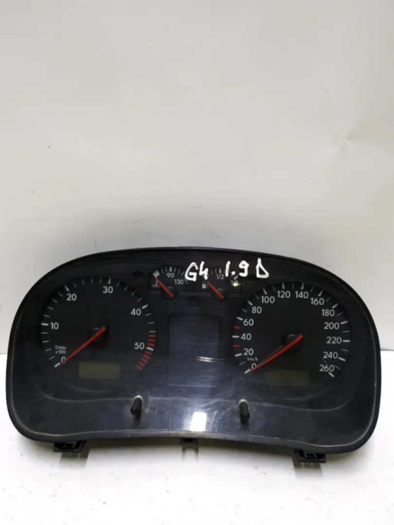 Ceas bord - Volkswagen Golf 4 generation [1997 - 2006]