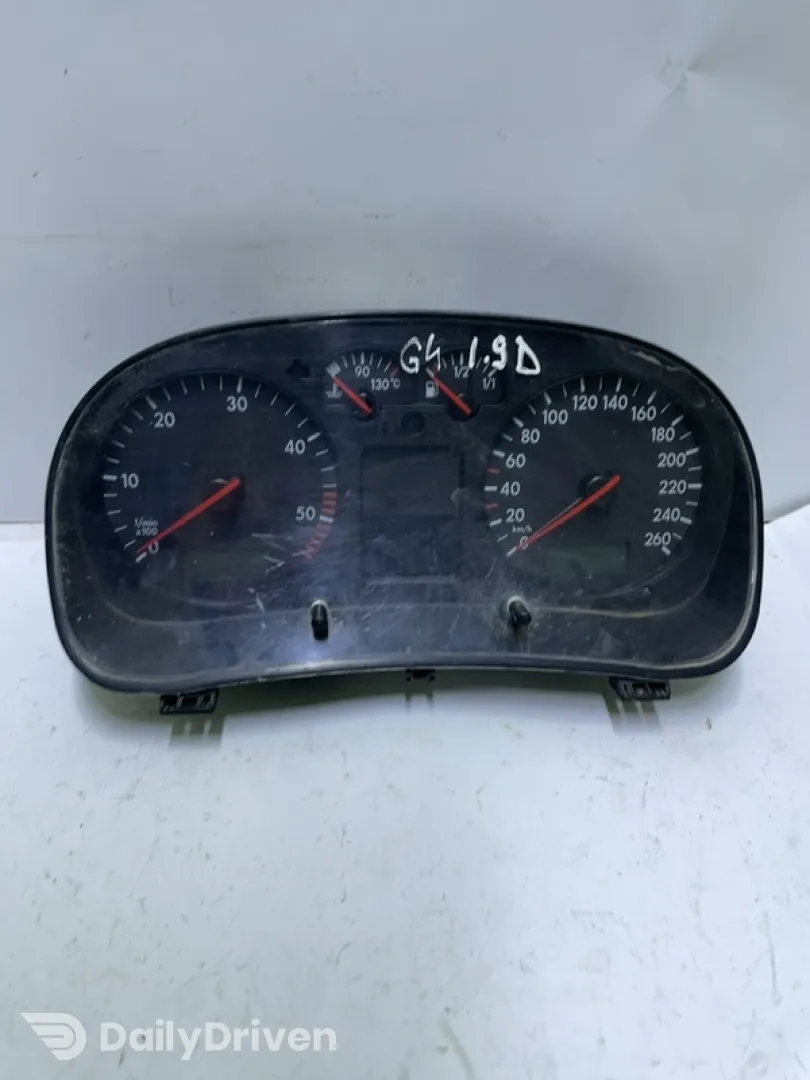 Ceas bord - Volkswagen Golf 4 generation [1997 - 2006]