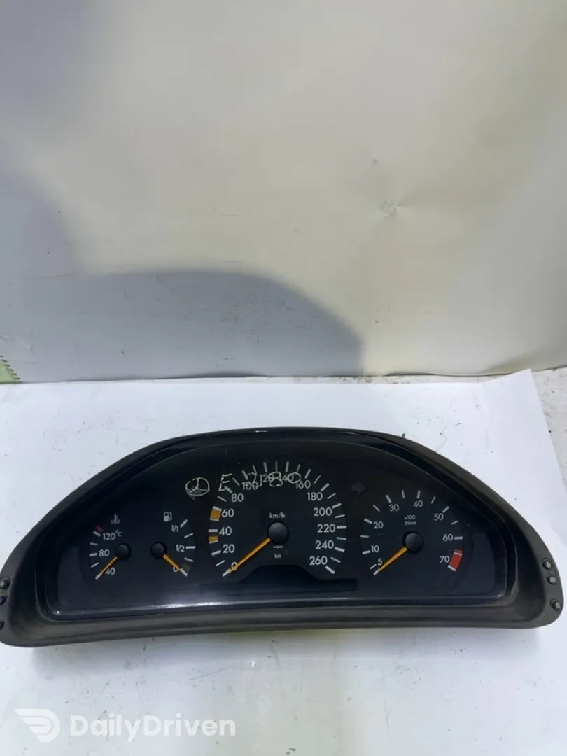 Ceas bord - Mercedes-Benz E-Class W210 [1995 - 1999] Sedan 2.8 MT (193 hp)