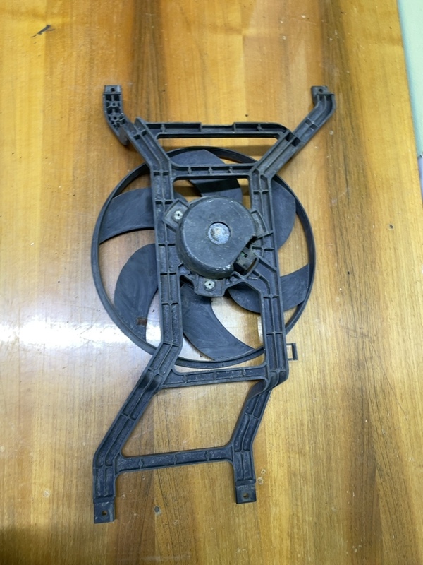 Ventilator răcire - Dacia Logan 1 generation [2004 - 2008] Sedan 1.4 MT (75 hp)
