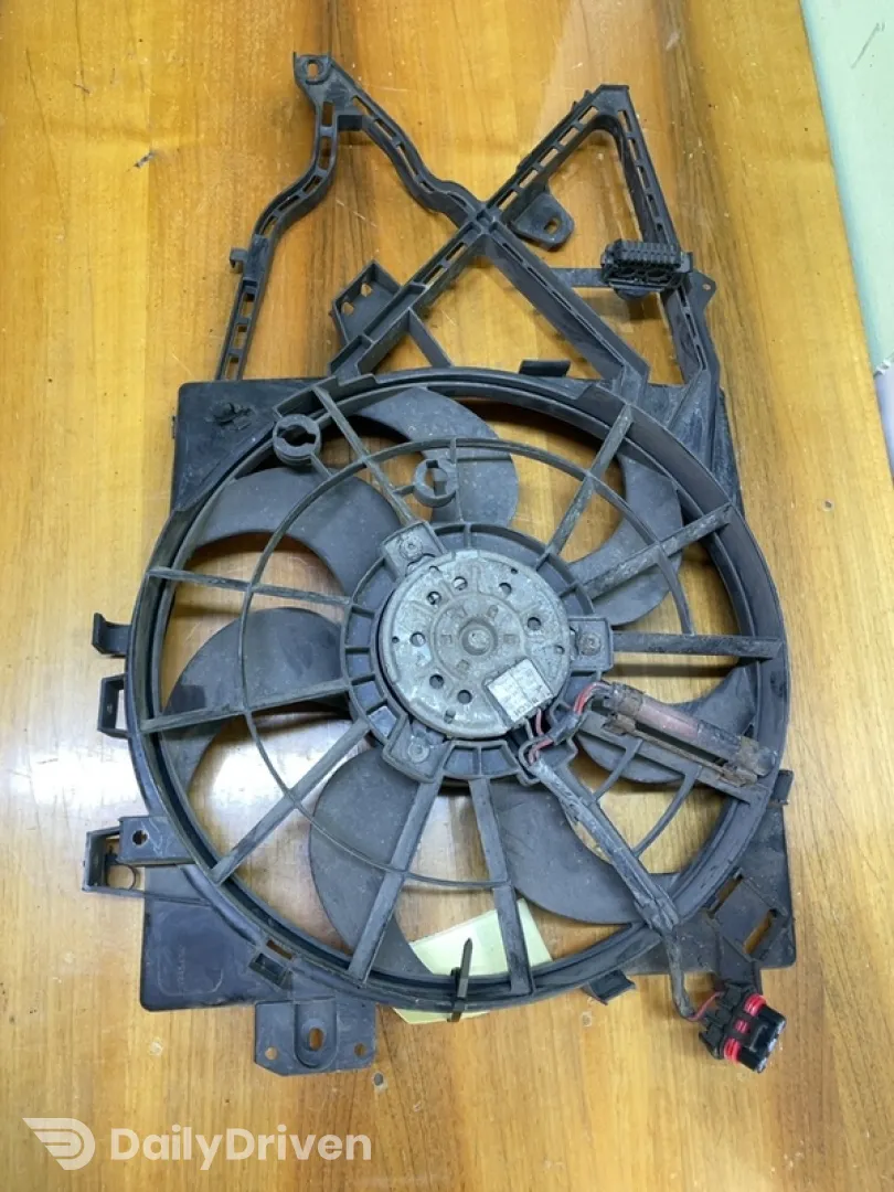 Ventilator răcire - Opel Vectra B [1995 - 1999] Hatchback 1.8 MT (116 hp)