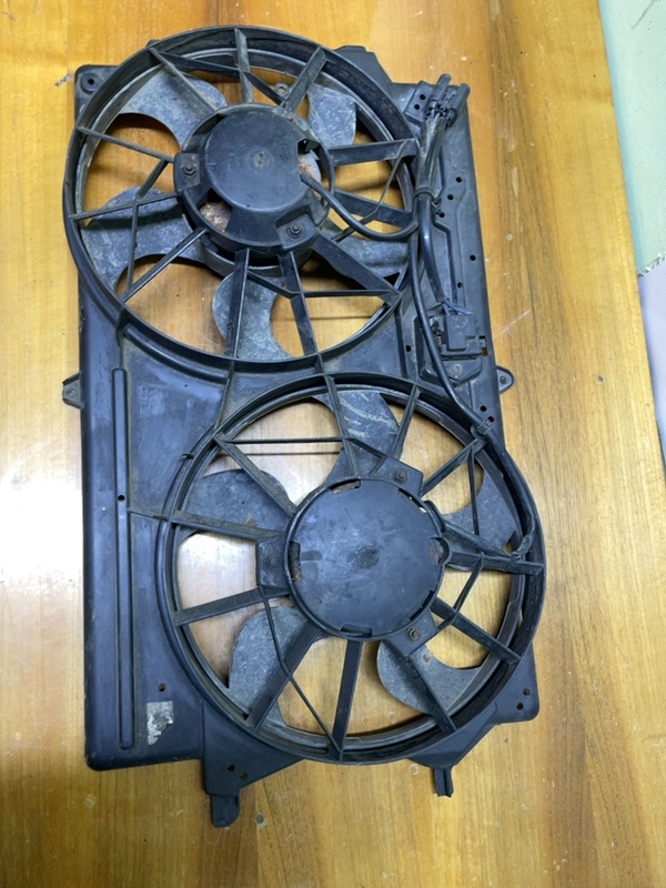 Ventilator răcire - Alte specificații: Cu climă - Ford Focus 1 generation [1998 - 2004]