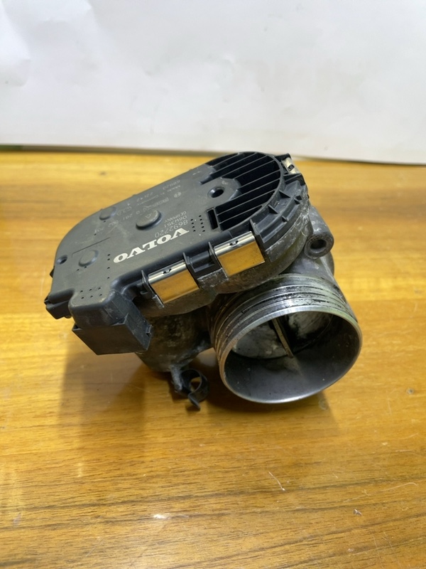 Clapetă accelerație - Volvo V50 1 generation [2003 - 2011] wagon 2.0 D MT (136 hp)