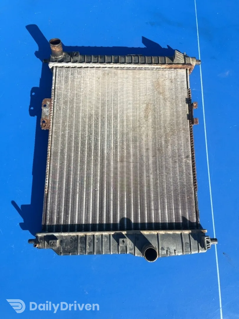 Radiator răcire - Chevrolet Aveo T200 [2003 - 2008] Sedan 1.2 MT (72 hp)
