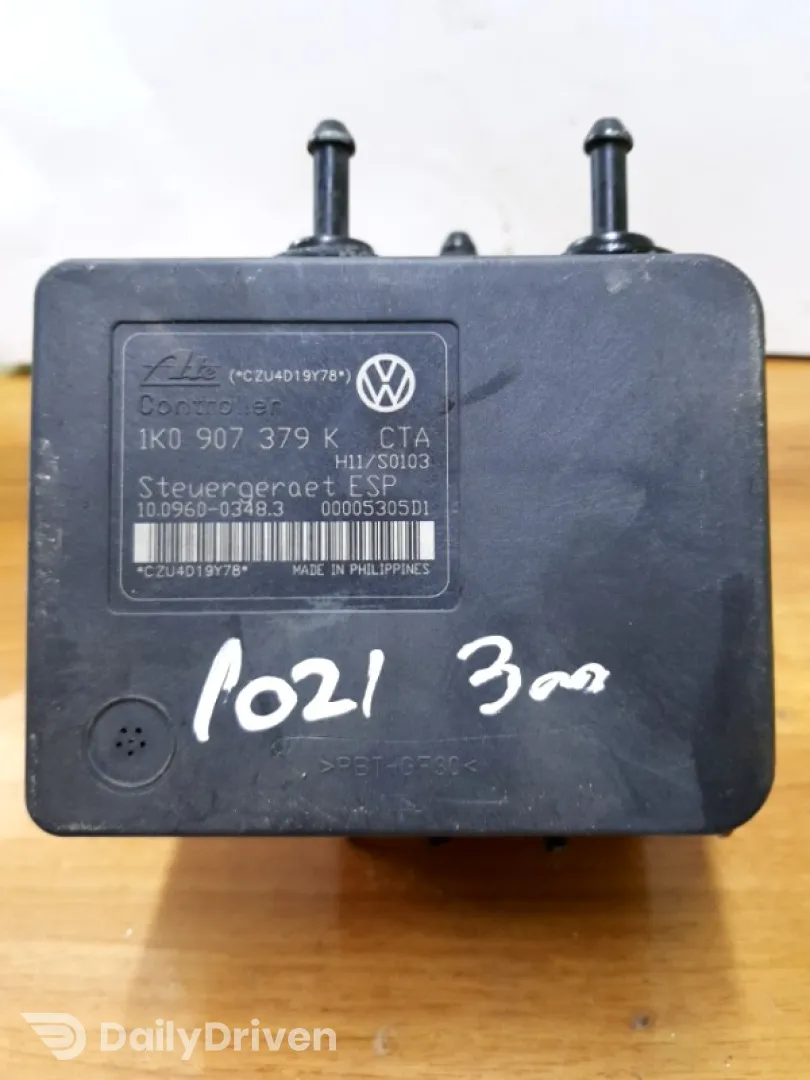 Pompă ABS - Volkswagen Golf 5 generation [2003 - 2009] Hatchback 5-doors