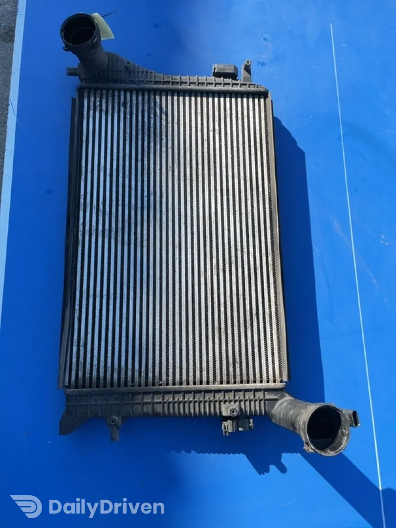 Intercooler - Volkswagen Golf 5 generation [2003 - 2009] Hatchback 5-doors 2.0 TDI MT (140 hp)