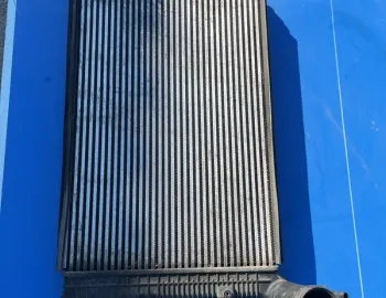 Intercooler - Volkswagen Golf 5 generation [2003 - 2009] Hatchback 5-doors 2.0 TDI MT (140 hp)