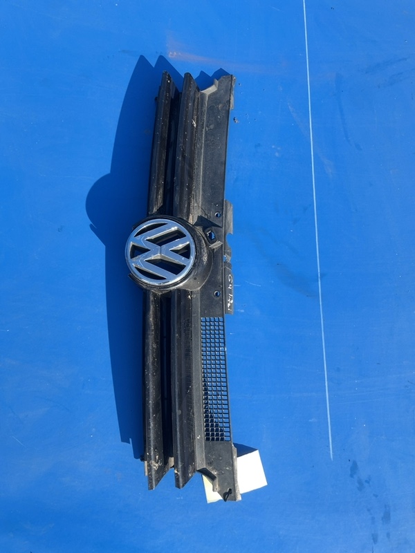 Grilă radiator - Culoare: Negru - Volkswagen Golf 4 generation [1997 - 2006]